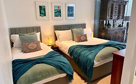Royal William Yard Apartments - Large And Luxurious With Free Parking